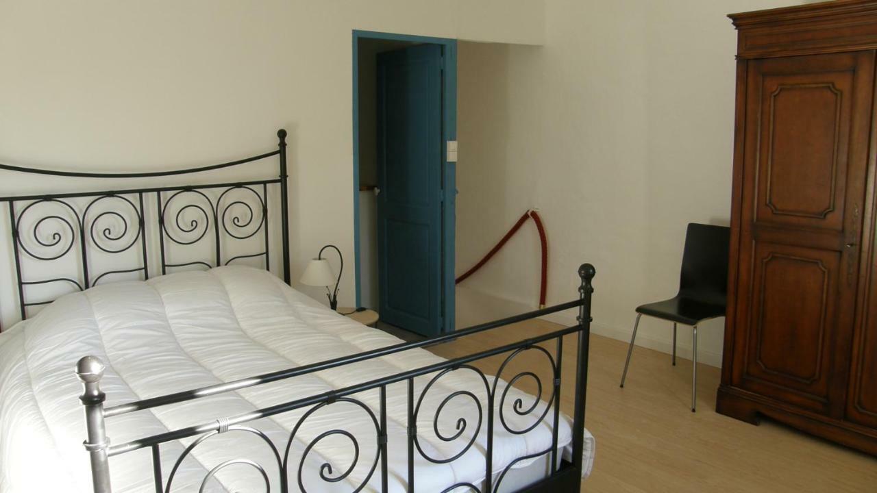 Gite Du Gardien Saint-Martin-de-Crau Eksteriør bilde